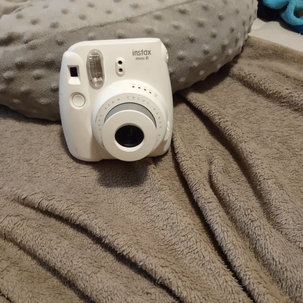 Fujifilm INSTAX mini 8